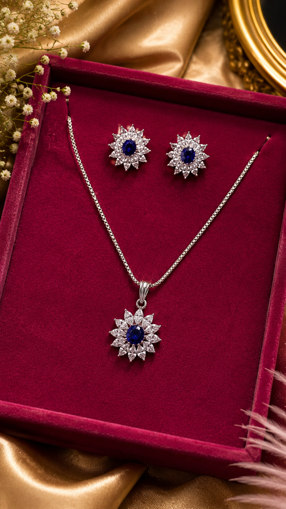 Mira Blue Pendent Set