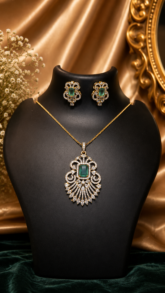 Emerald Majesty Pendant Set