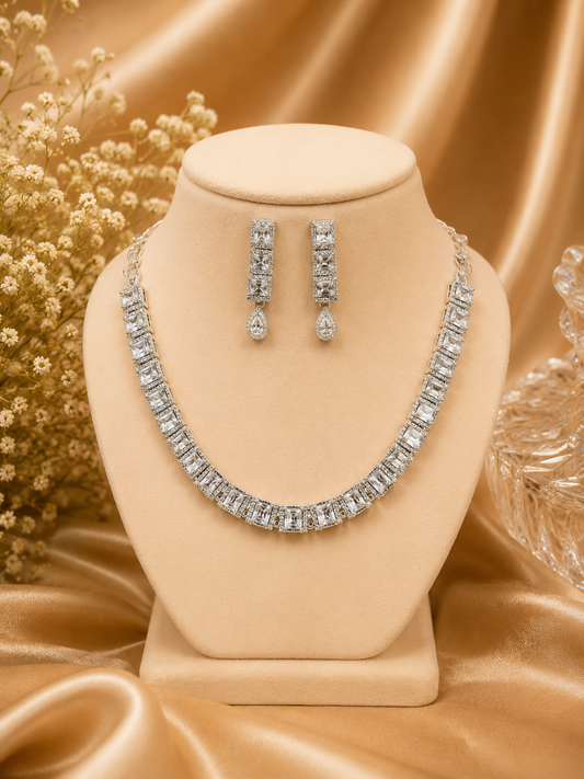Rajsi Ivory Necklace Set